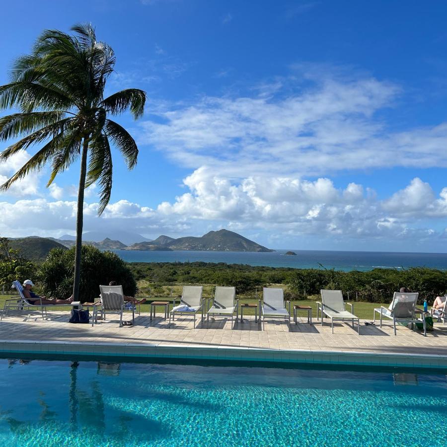 Mount Nevis Hotel Esterno foto