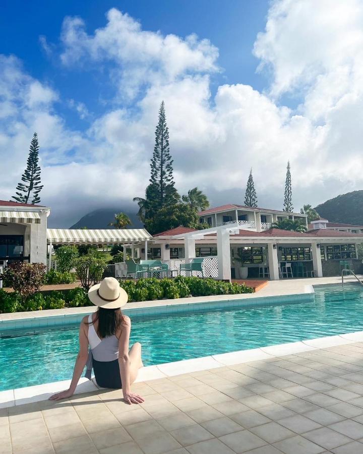 Mount Nevis Hotel Esterno foto