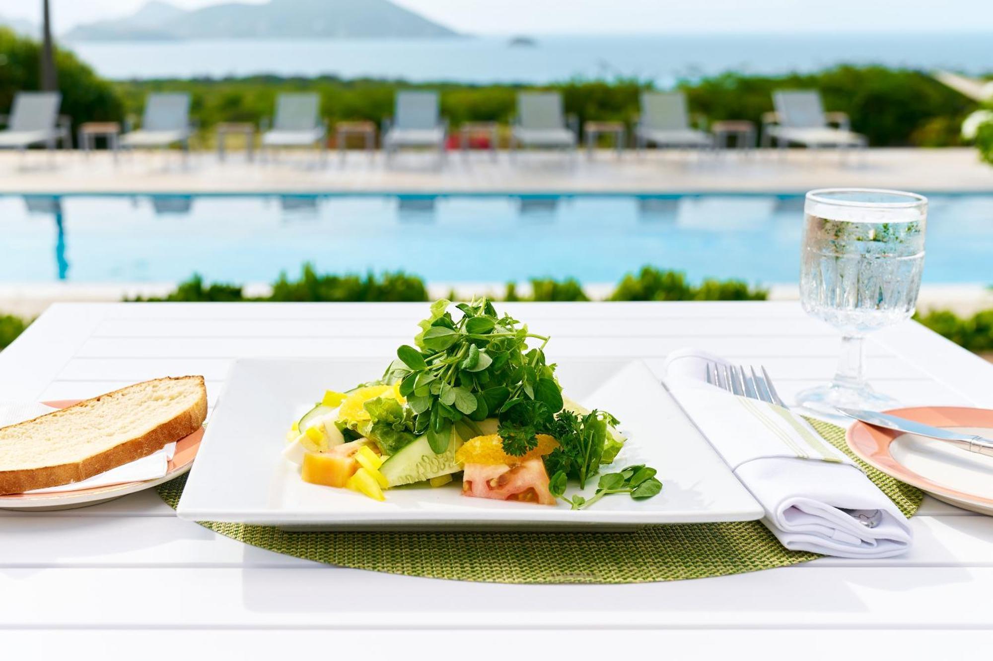 Mount Nevis Hotel Esterno foto