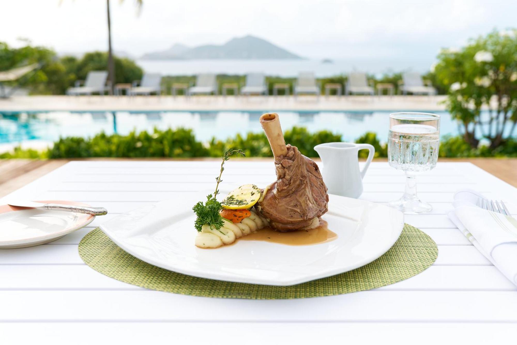 Mount Nevis Hotel Esterno foto