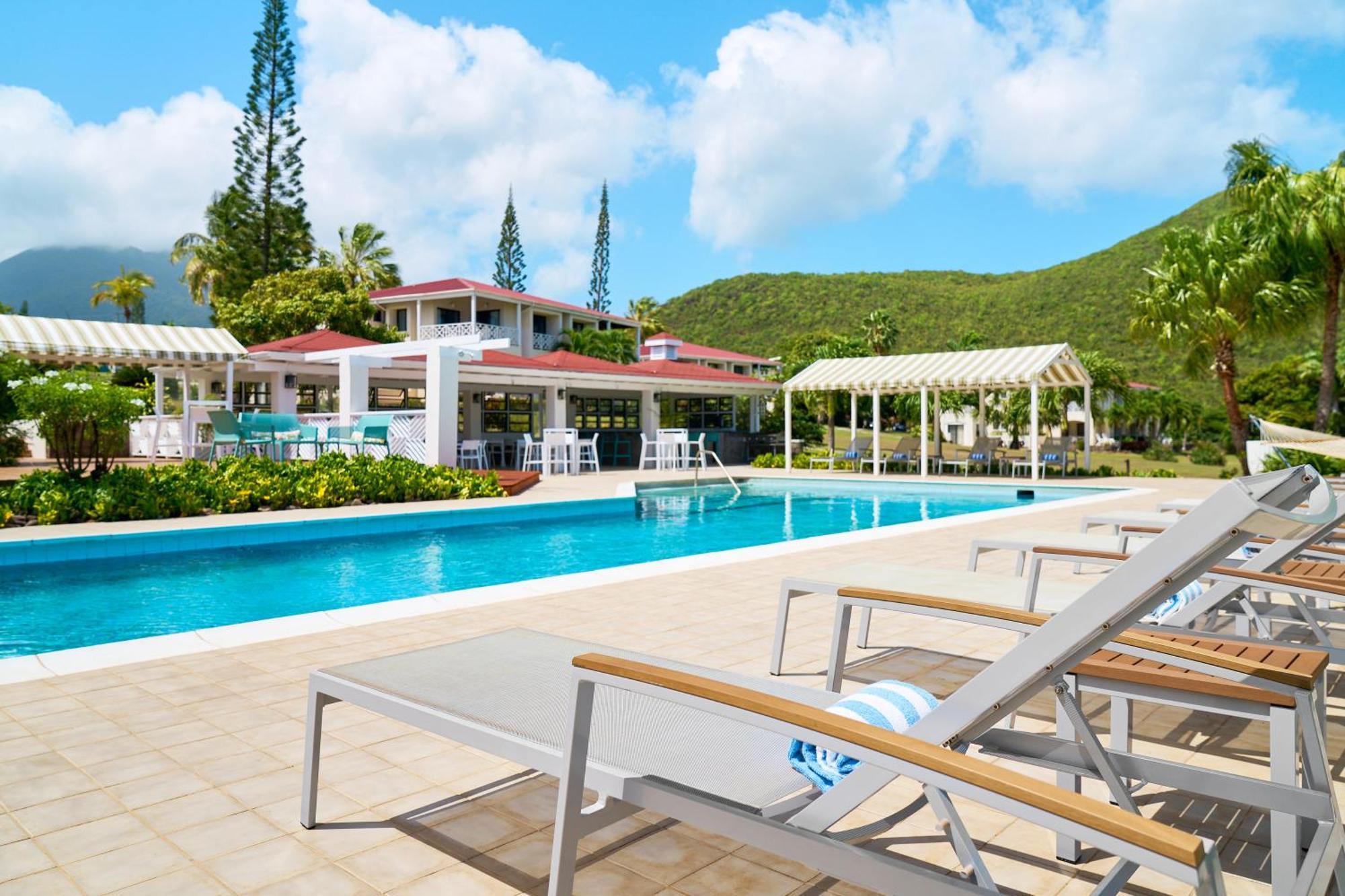 Mount Nevis Hotel Esterno foto