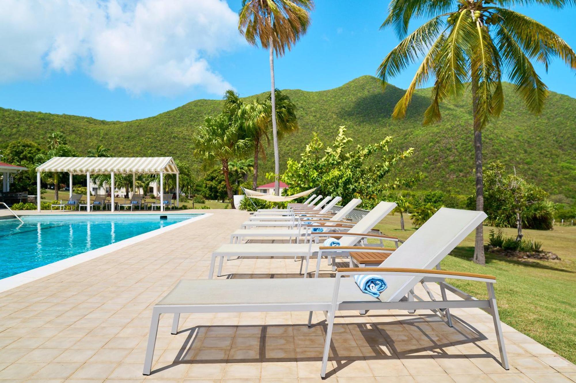 Mount Nevis Hotel Esterno foto