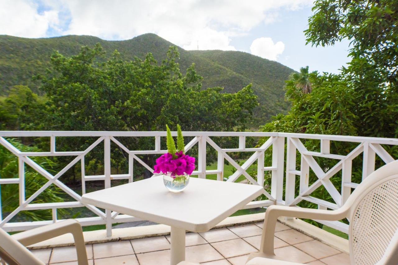 Mount Nevis Hotel Esterno foto